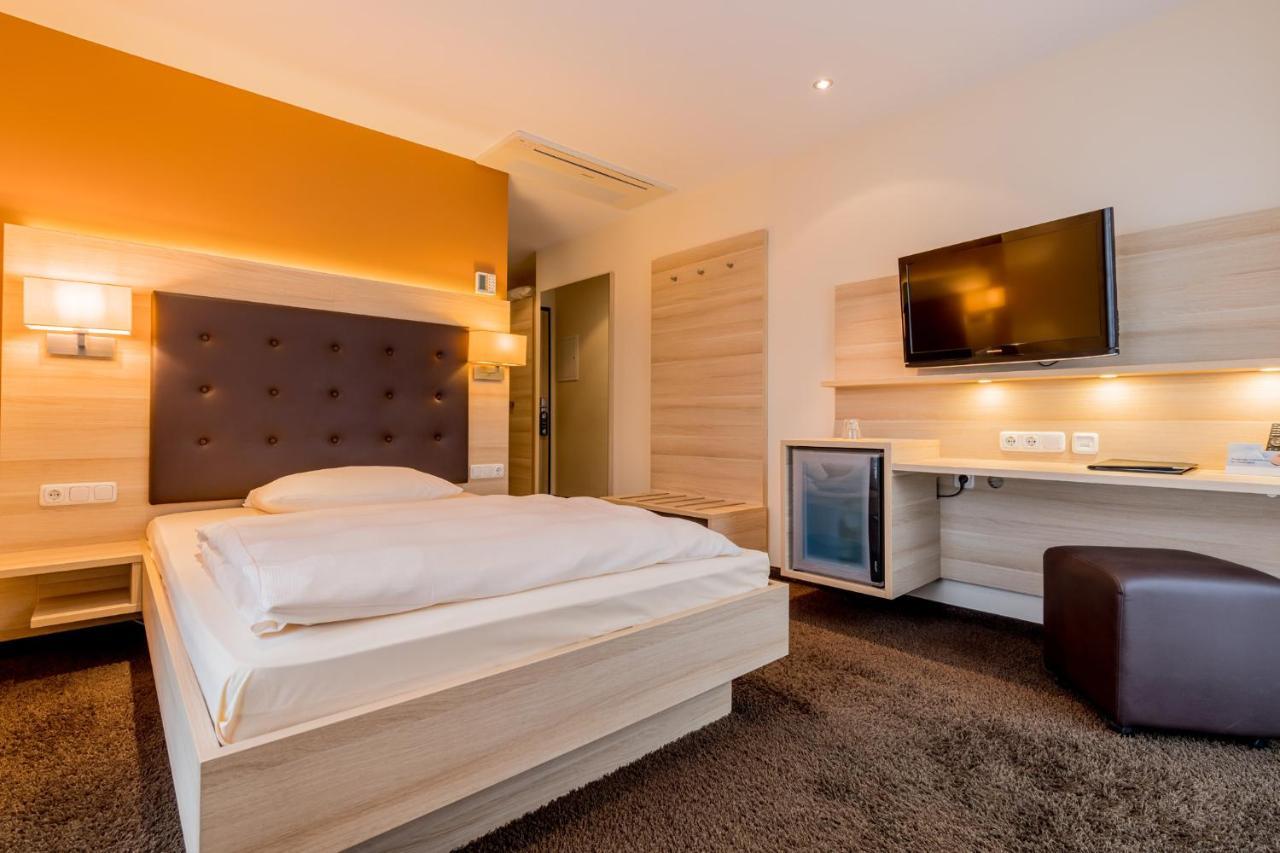 Hotel Bacchus Bensheim Luaran gambar