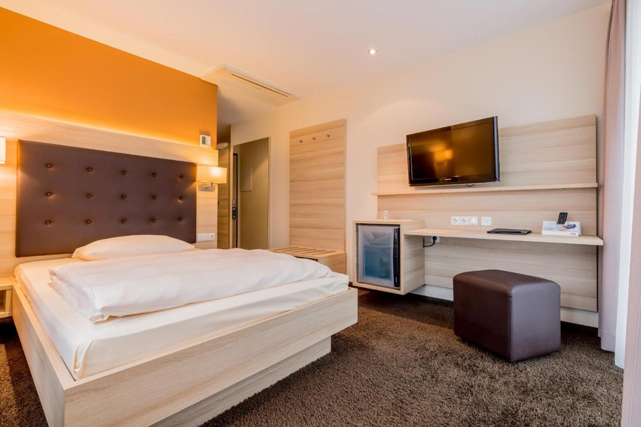 Hotel Bacchus Bensheim Luaran gambar
