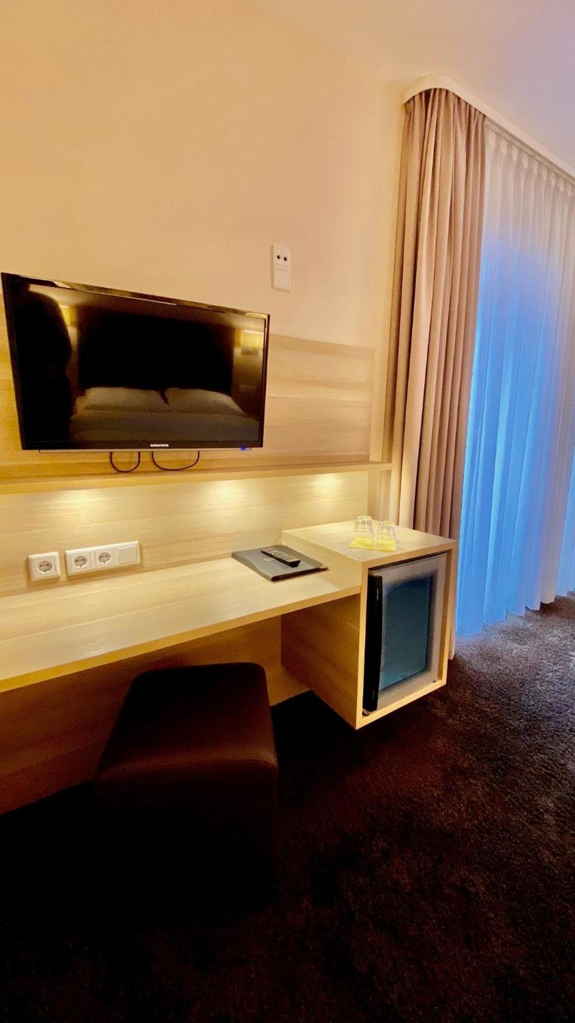 Hotel Bacchus Bensheim Bilik gambar